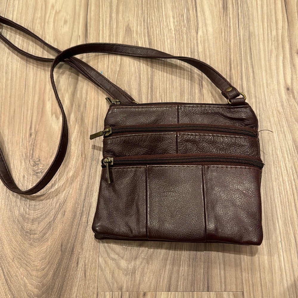 Vintage brown crossbody purse